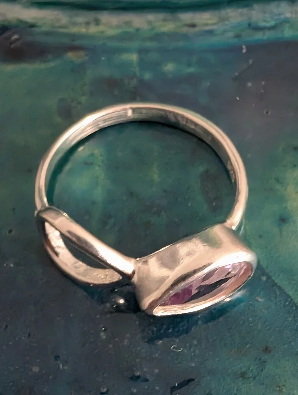 🆕 Sterling Silver Infinity Ring with Purple Amethyst Teardrop Stone Size 7 - Picture 6 of 10